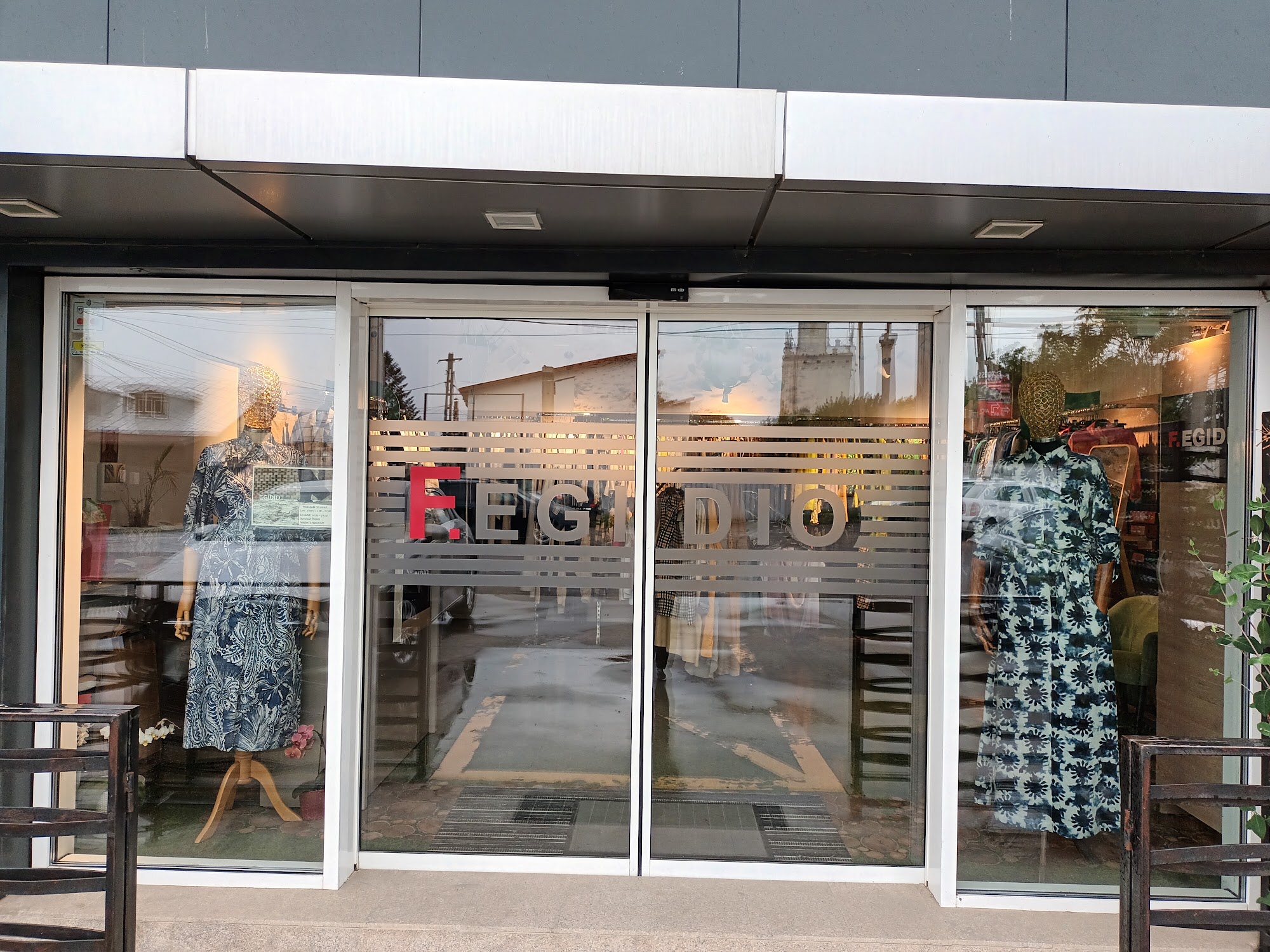Fațada magazinului F. Egidio Outlet din Focșani